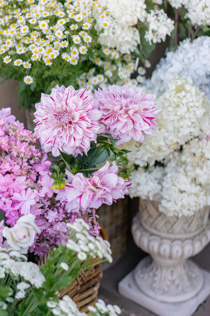 romantic wedding flowers